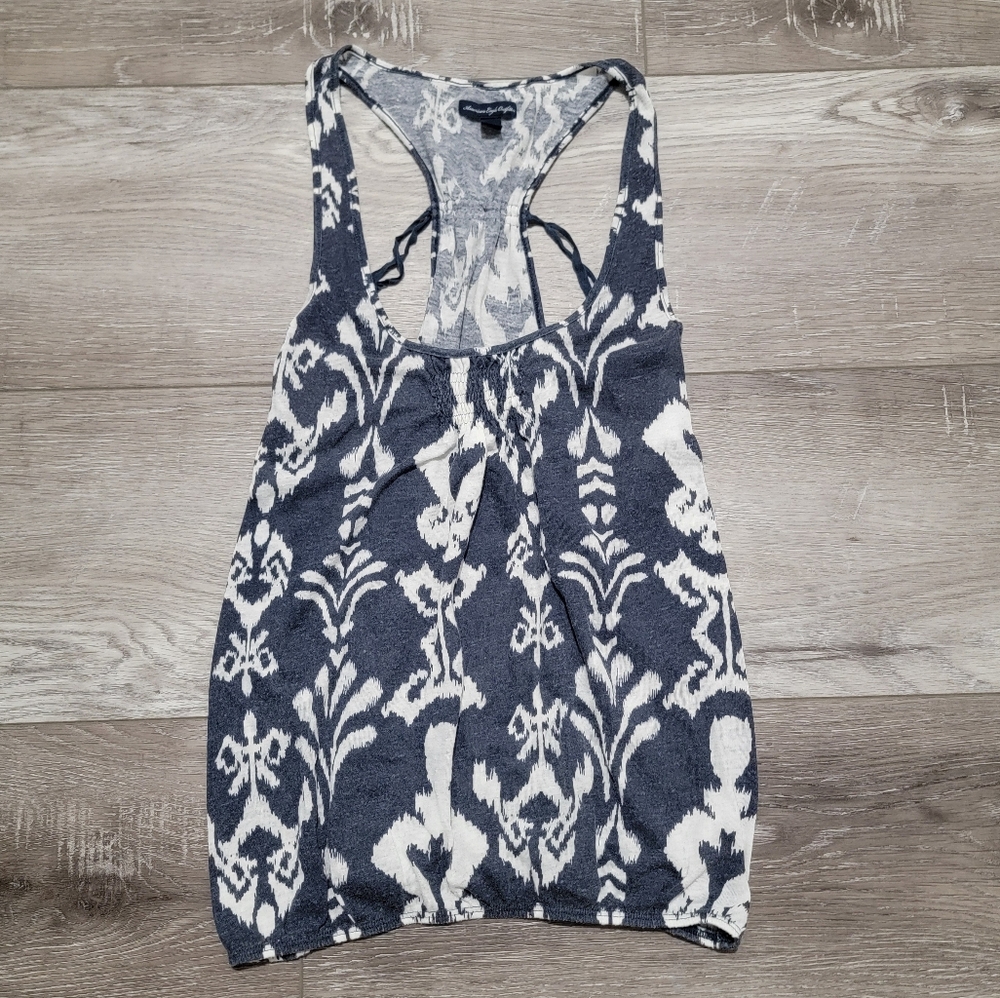 American Eagle Navy and White Patterned Women's Tank Top (Sz L)